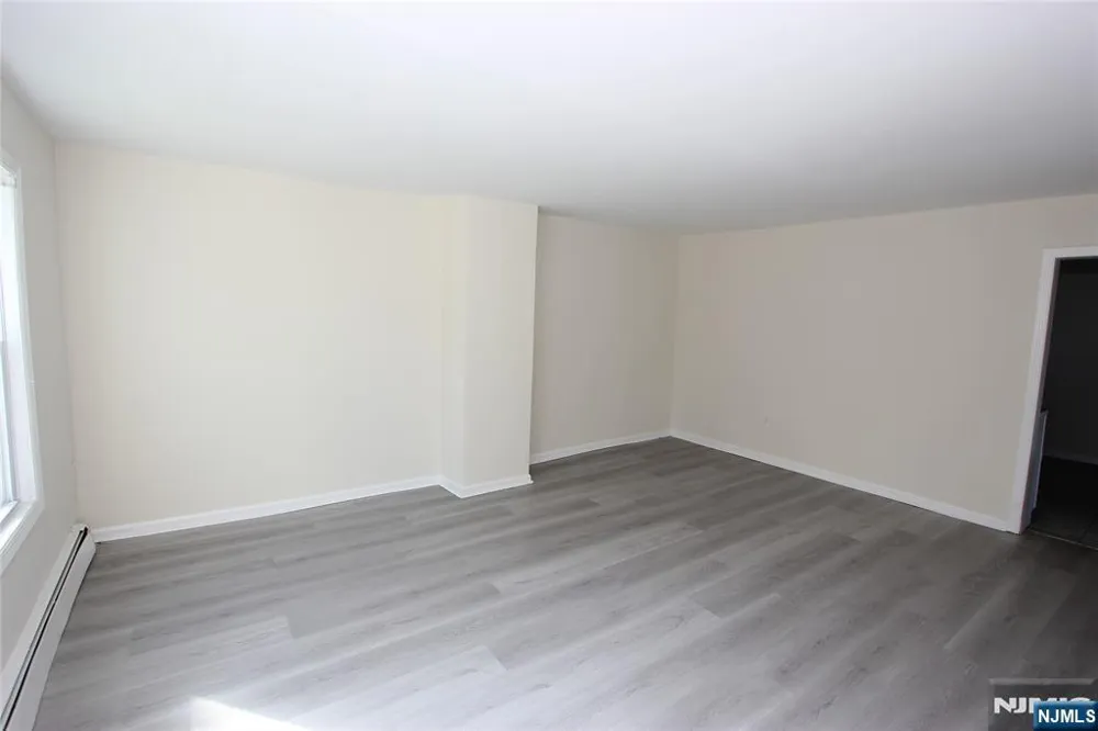 181 Midland Avenue Paramus, NJ 07652