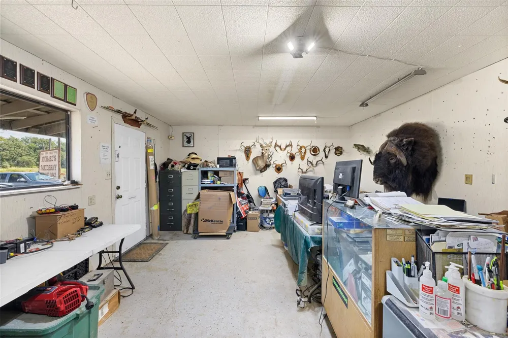 5605 Highway 290 W W Brenham, TX 77833