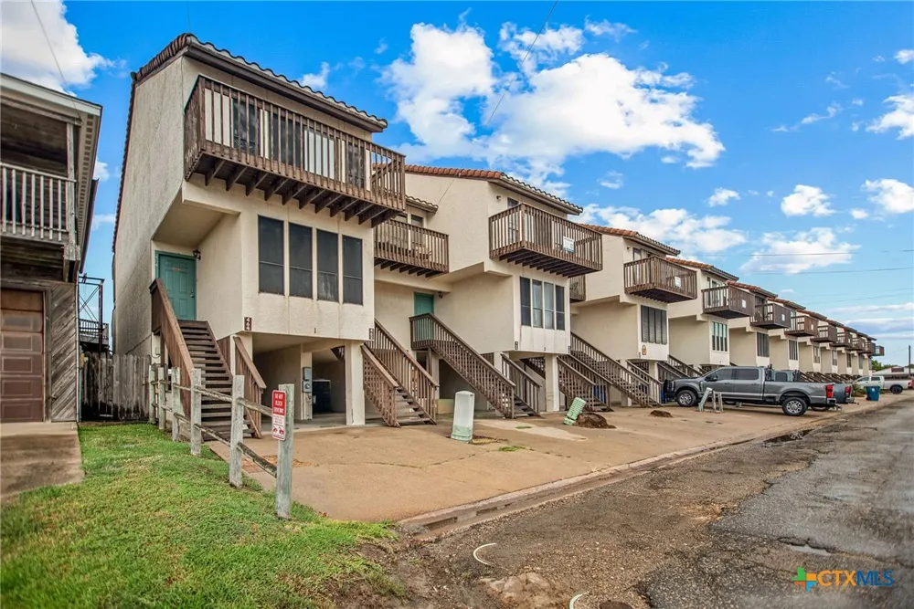 464 15th Street Port O'Connor, TX 77982