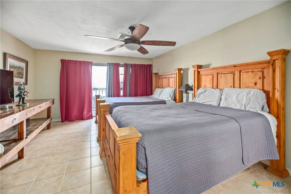 464 15th Street Port O'Connor, TX 77982