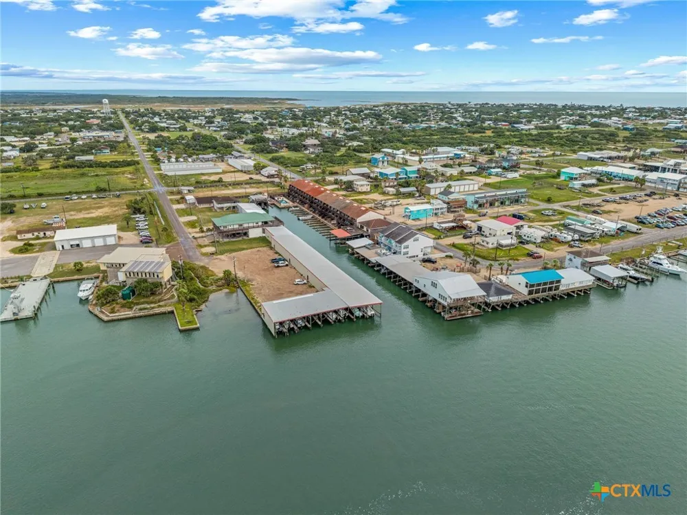 464 15th Street Port O'Connor, TX 77982