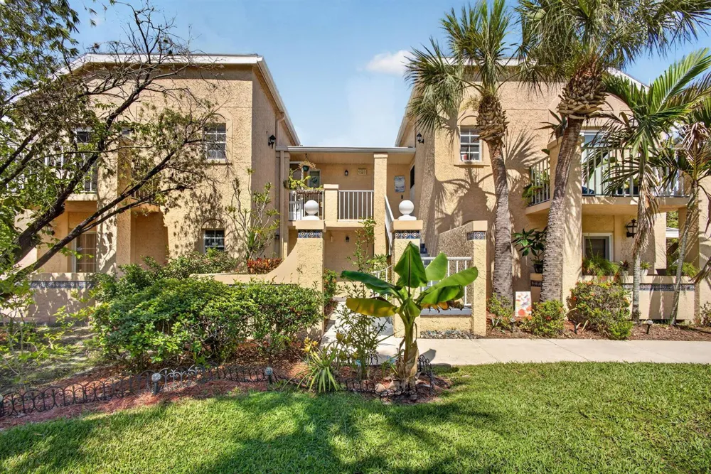 1628 SE Green Acres Circle Port St. Lucie, FL 34952