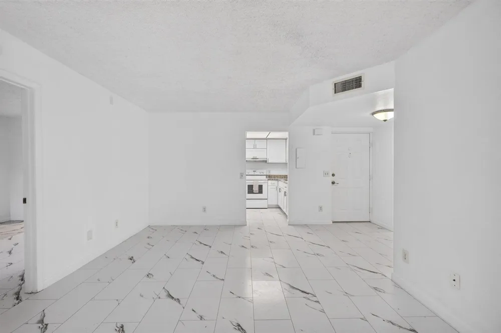 1628 SE Green Acres Circle Port St. Lucie, FL 34952