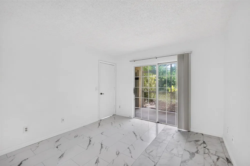 1628 SE Green Acres Circle Port St. Lucie, FL 34952