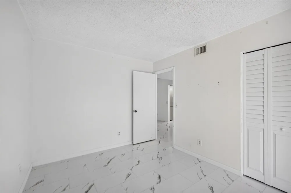 1628 SE Green Acres Circle Port St. Lucie, FL 34952