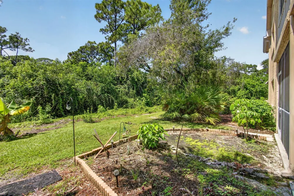 1628 SE Green Acres Circle Port St. Lucie, FL 34952