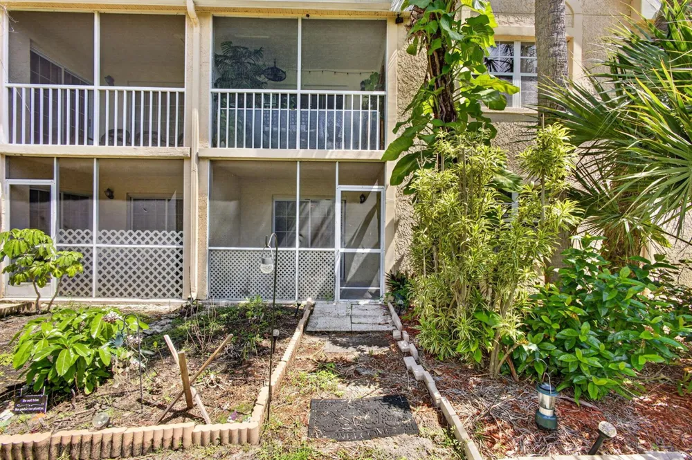 1628 SE Green Acres Circle Port St. Lucie, FL 34952