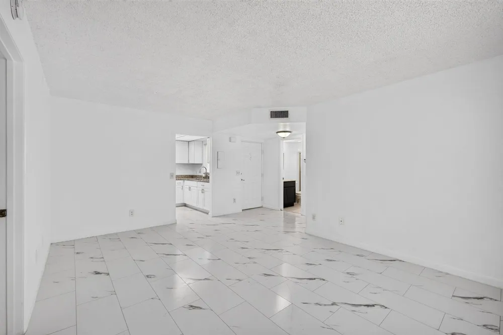 1628 SE Green Acres Circle Port St. Lucie, FL 34952