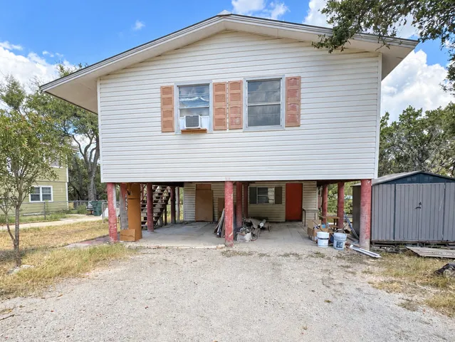 1435 Hillcrest Forest Canyon Lake, TX 78133