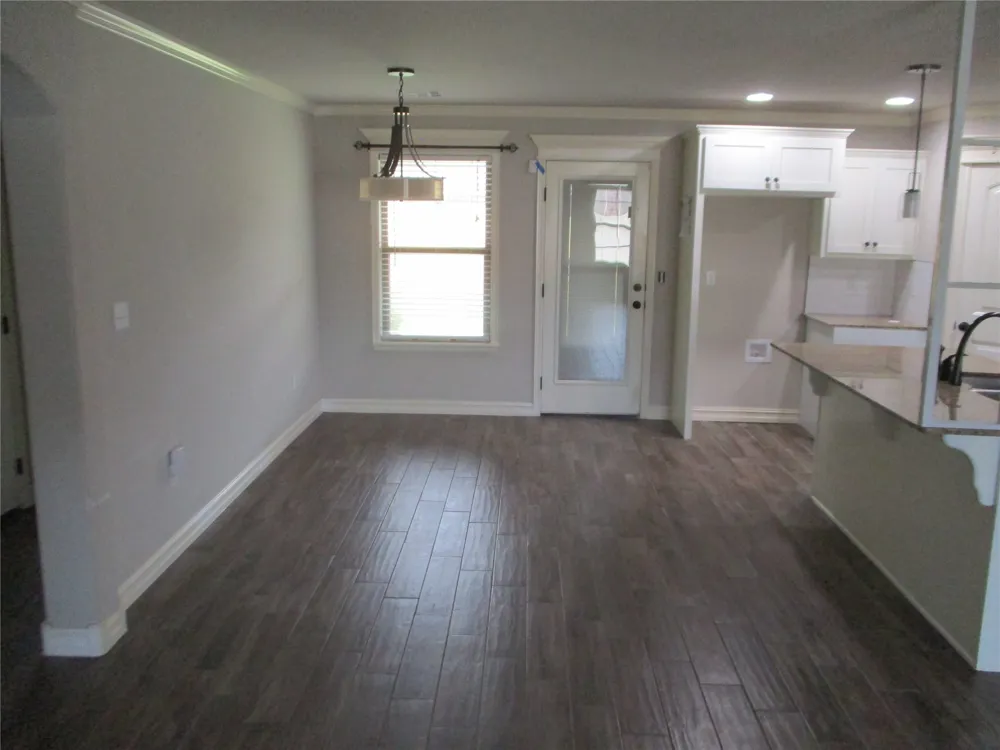 1008 Midway Road Claremore, OK 74019