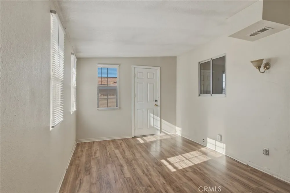 621 Brian Hemet, CA 92544