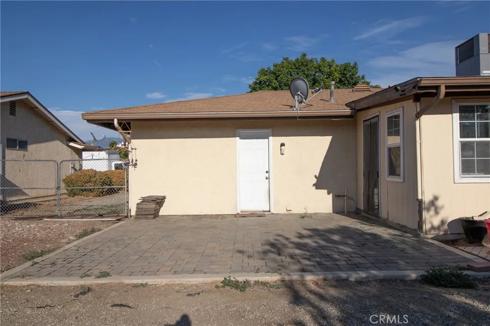 621 Brian Hemet, CA 92544