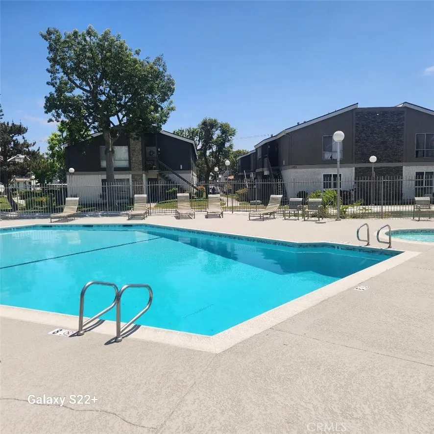 2847 S Fairview Santa Ana, CA 92704