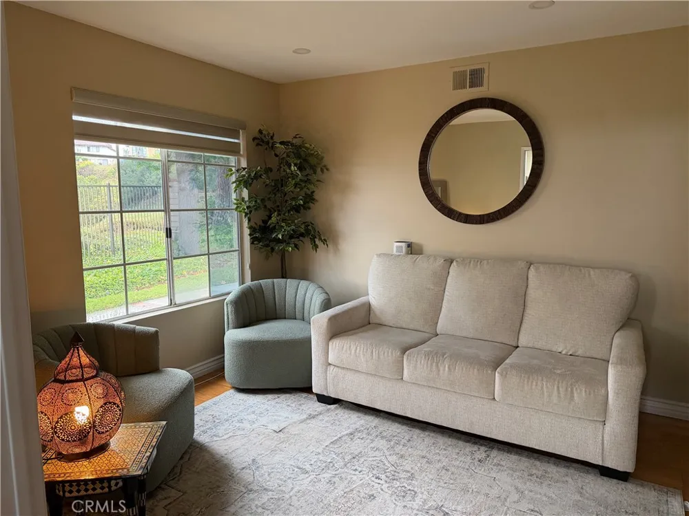 701 S Tourmaline CT. Anaheim Hills, CA 92807