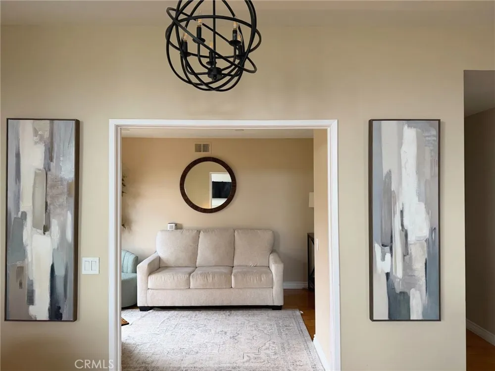 701 S Tourmaline CT. Anaheim Hills, CA 92807