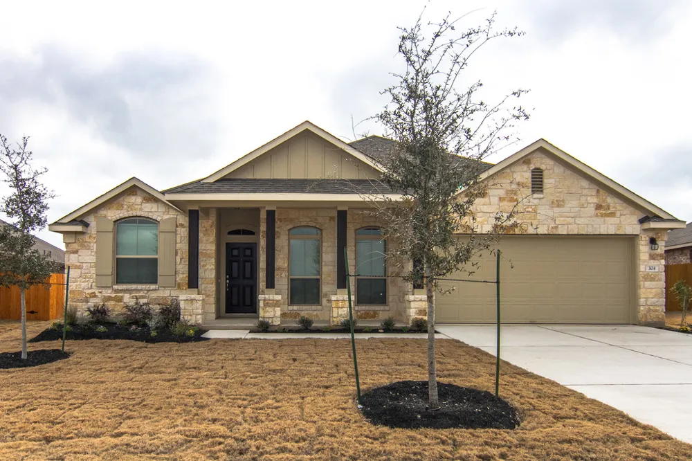 304 Chalk Knob Manor Leander, TX 78641