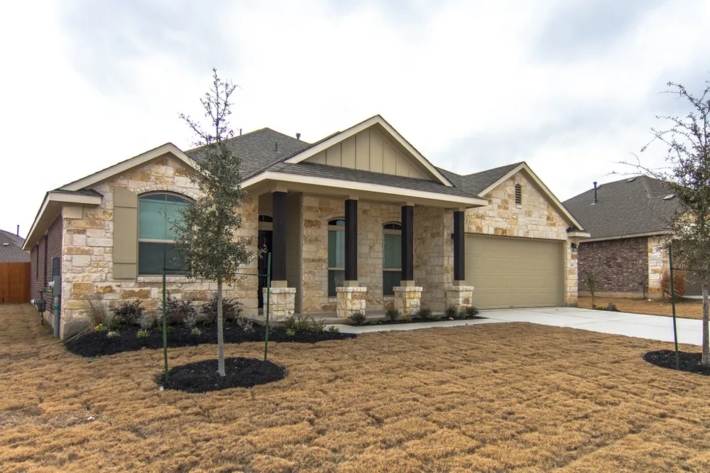304 Chalk Knob Manor Leander, TX 78641