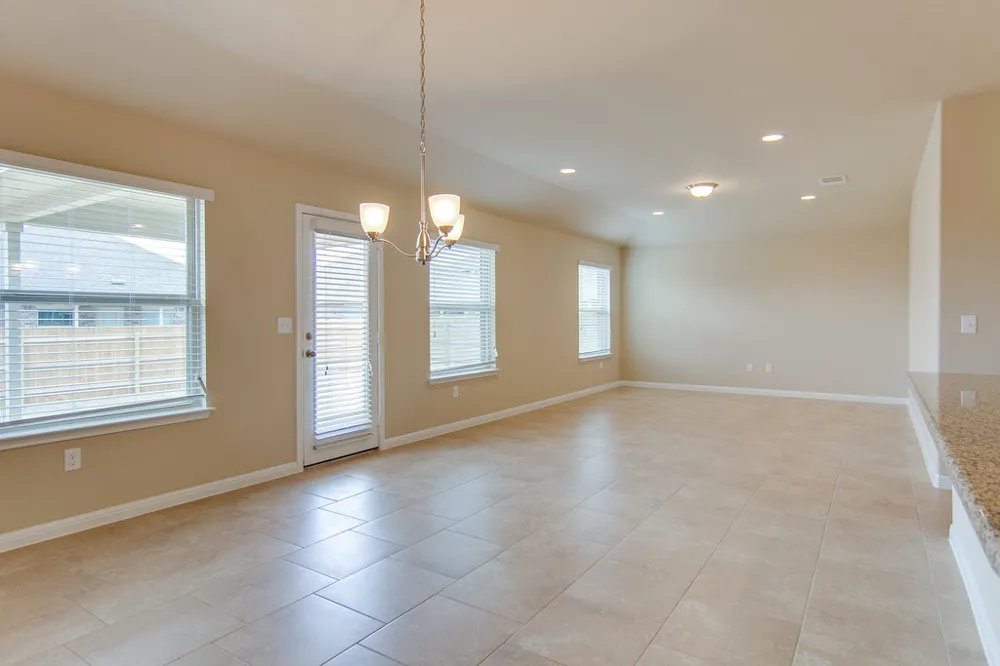 304 Chalk Knob Manor Leander, TX 78641