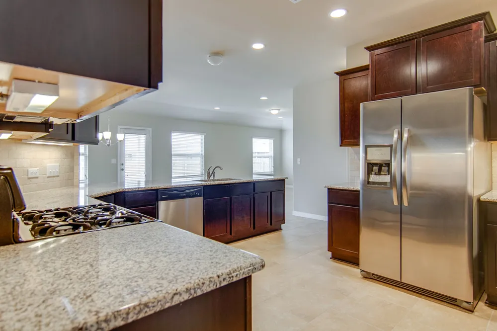 304 Chalk Knob Manor Leander, TX 78641