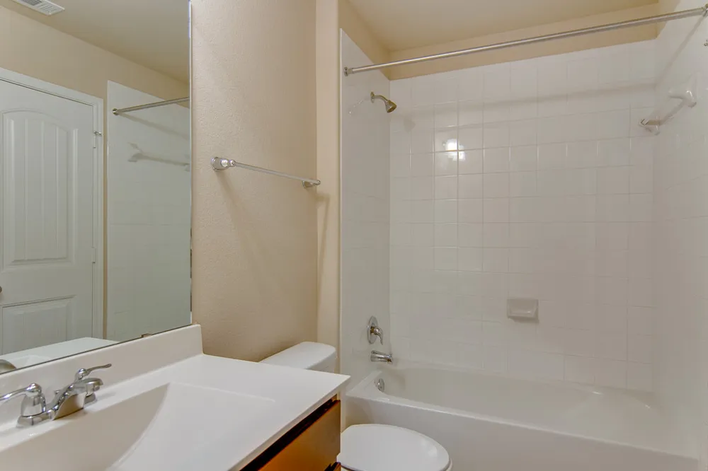 304 Chalk Knob Manor Leander, TX 78641
