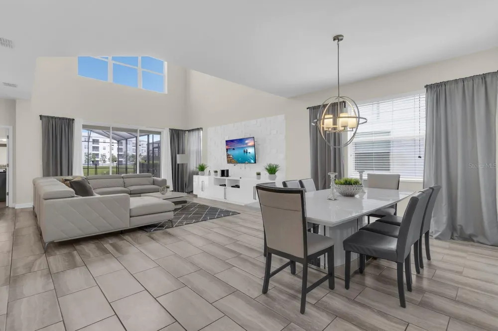 4733 KINGS CASTLE CIRCLE Kissimmee, FL 34746