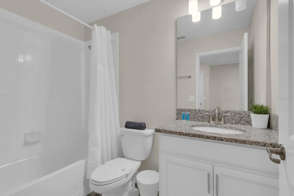 4733 KINGS CASTLE CIRCLE Kissimmee, FL 34746
