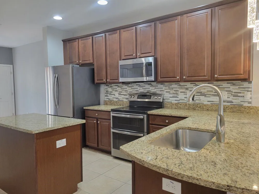 5525 WHITE MARLIN COURT New Port Richey, FL 34652
