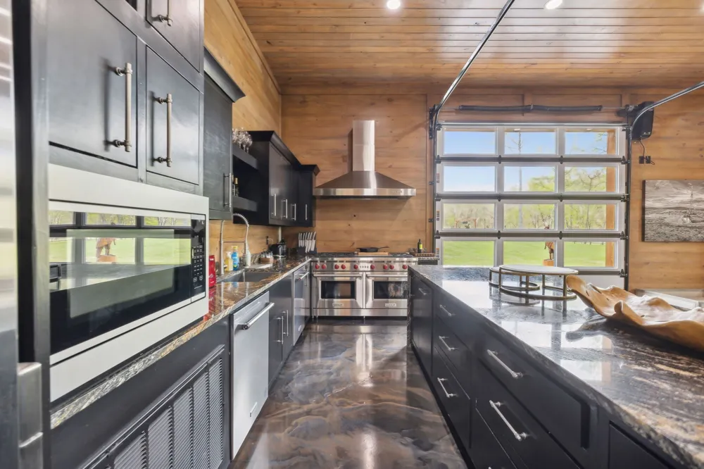 3105 Coy Hill Rd Olivehill, TN 38475