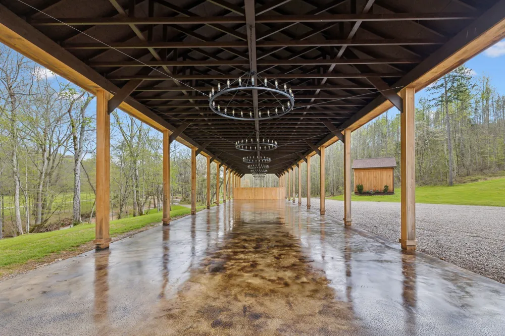 3105 Coy Hill Rd Olivehill, TN 38475