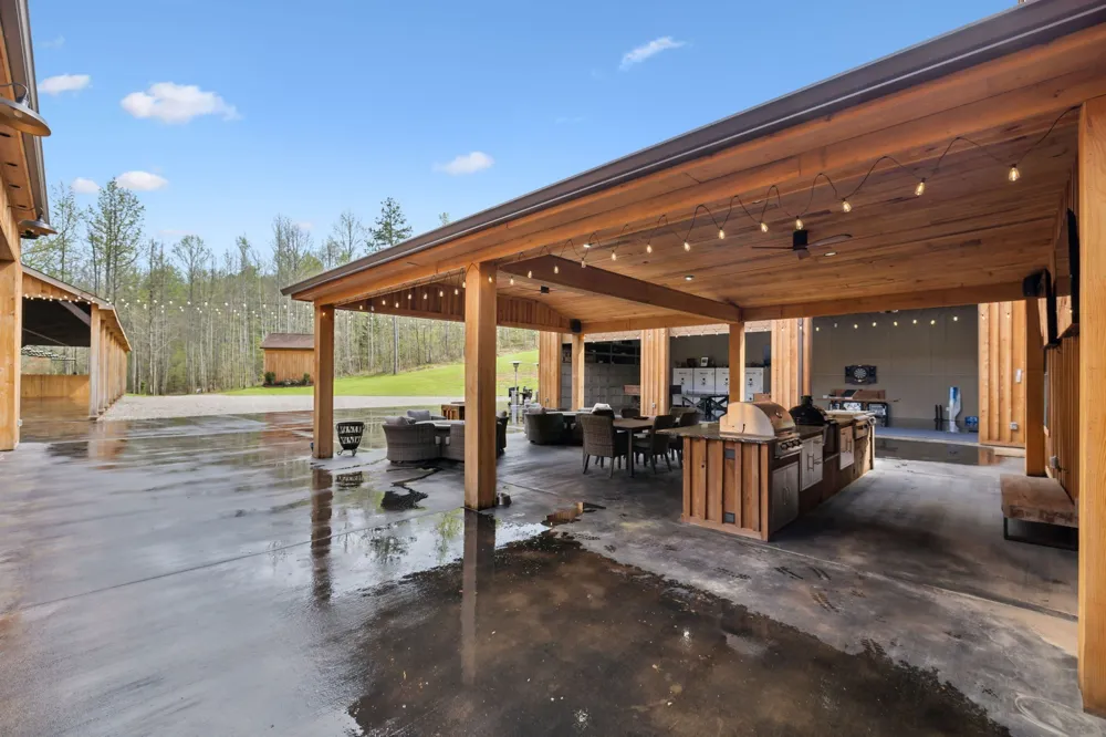 3105 Coy Hill Rd Olivehill, TN 38475