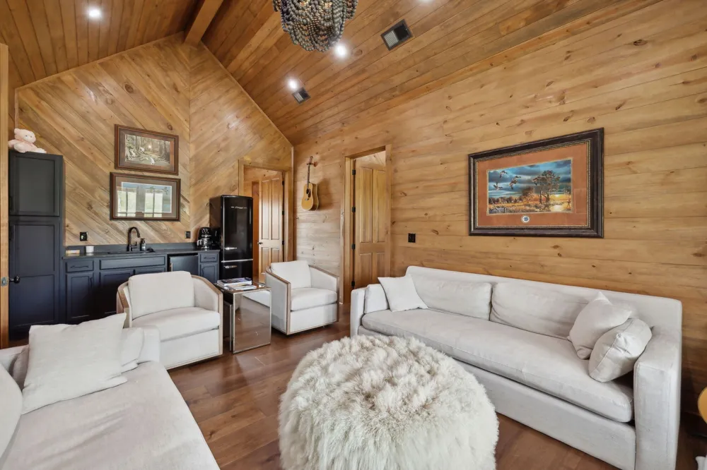 3105 Coy Hill Rd Olivehill, TN 38475