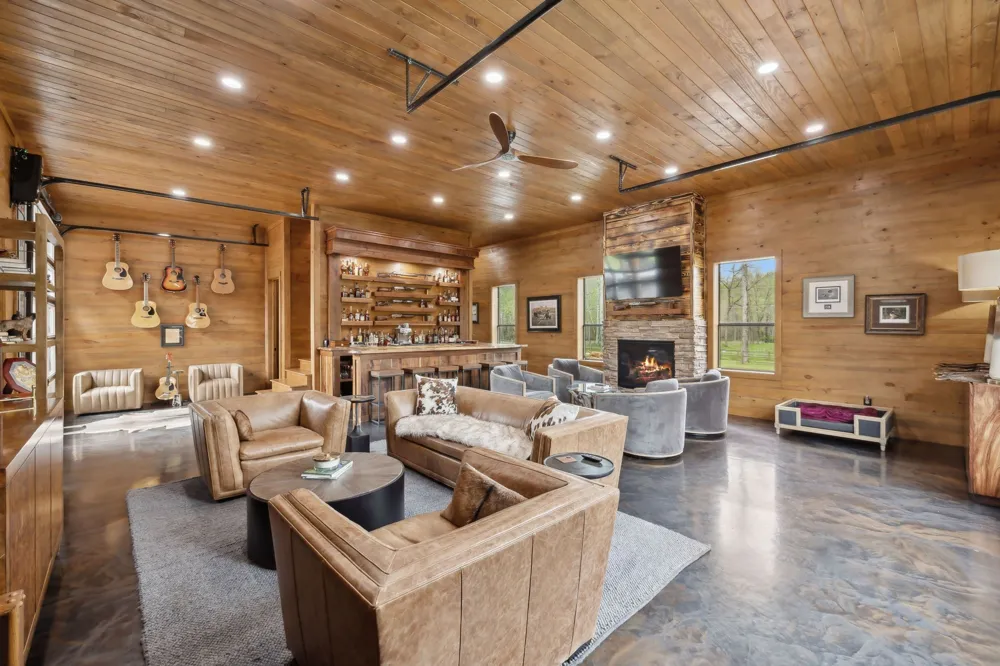 3105 Coy Hill Rd Olivehill, TN 38475