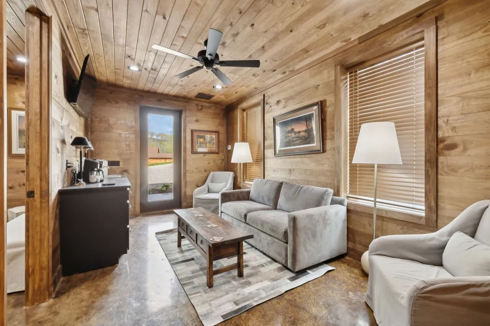 3105 Coy Hill Rd Olivehill, TN 38475