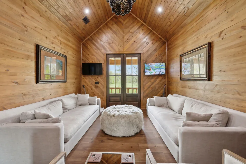 3105 Coy Hill Rd Olivehill, TN 38475