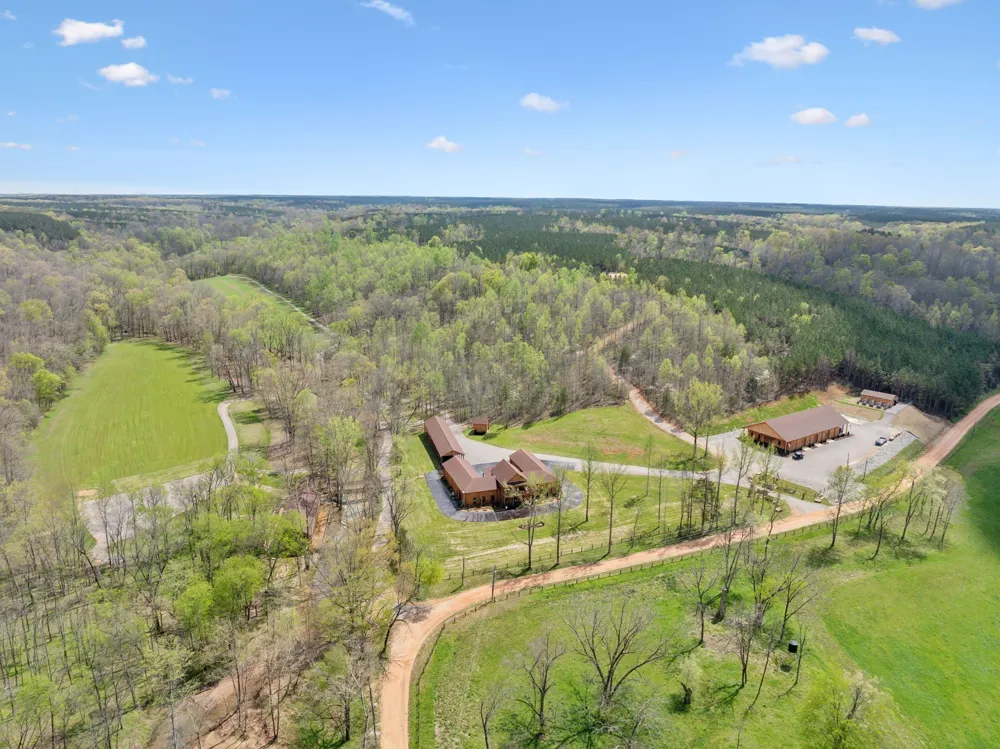 3105 Coy Hill Rd Olivehill, TN 38475