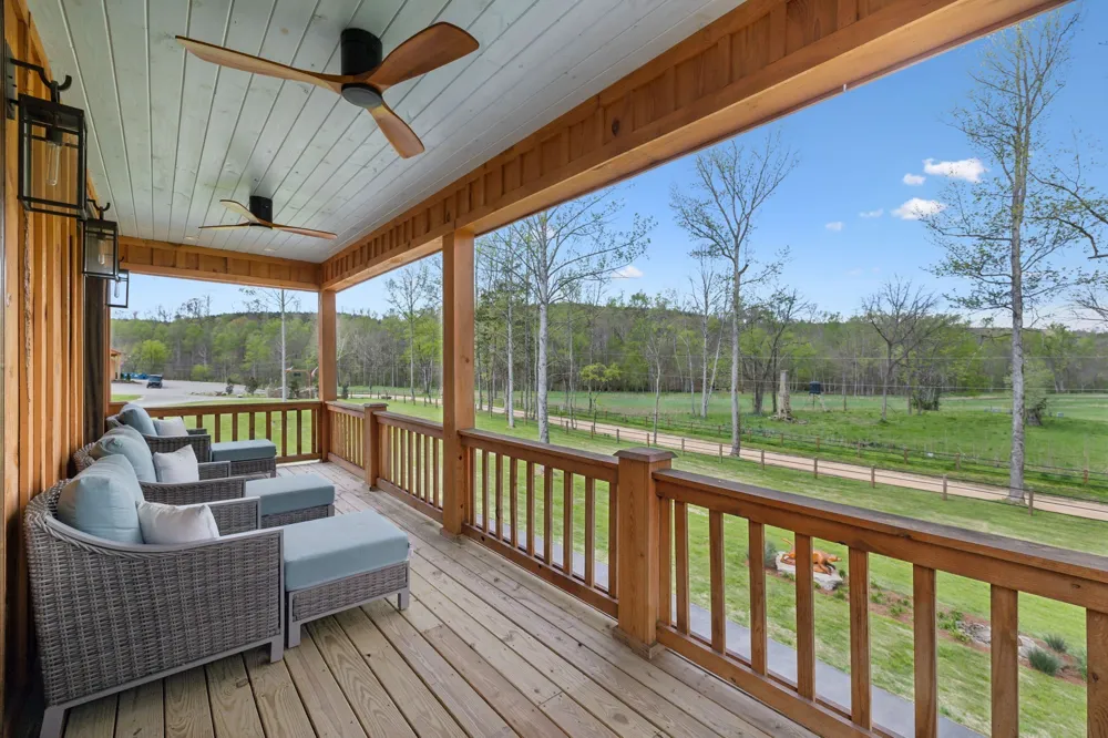 3105 Coy Hill Rd Olivehill, TN 38475