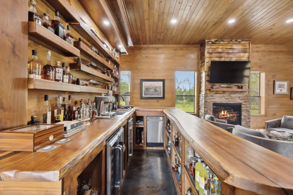 3105 Coy Hill Rd Olivehill, TN 38475