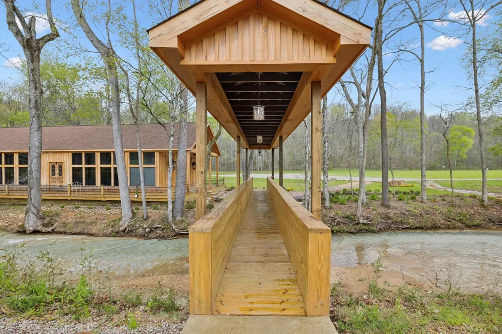 3105 Coy Hill Rd Olivehill, TN 38475
