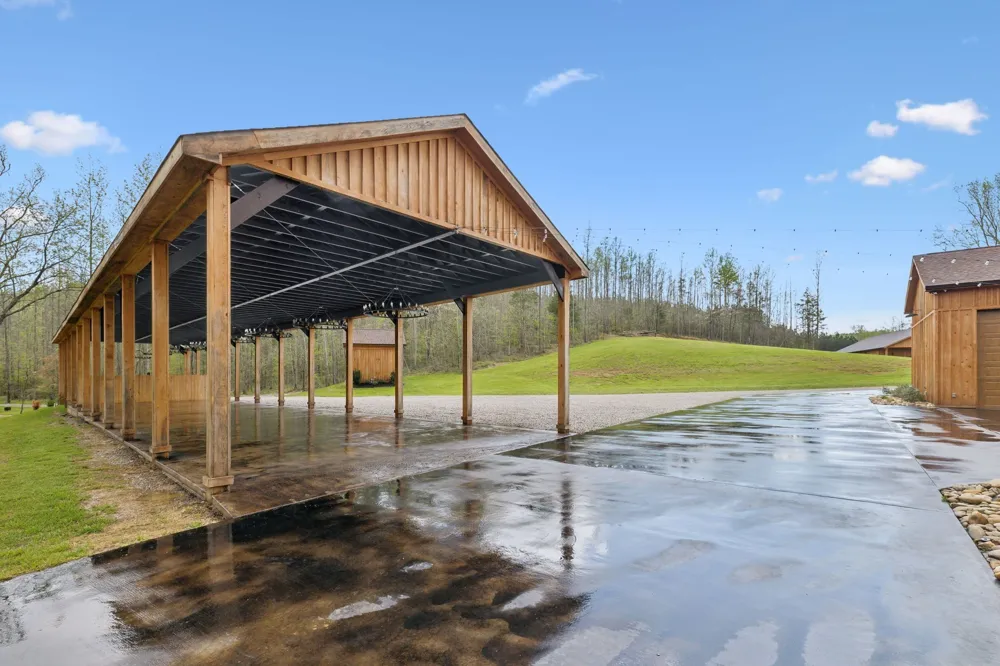 3105 Coy Hill Rd Olivehill, TN 38475