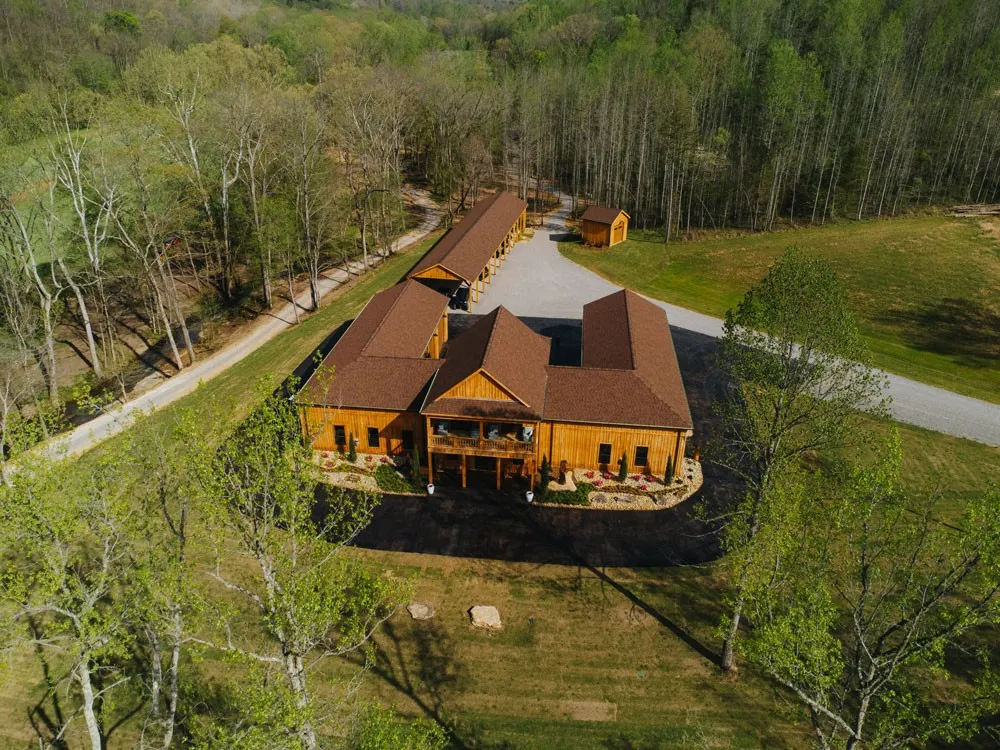 3105 Coy Hill Rd Olivehill, TN 38475