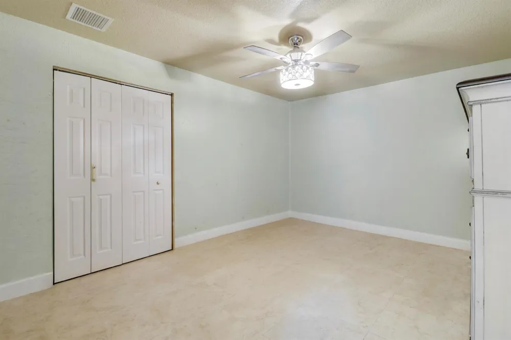 825 SE Cavern Avenue Port St. Lucie, FL 34983