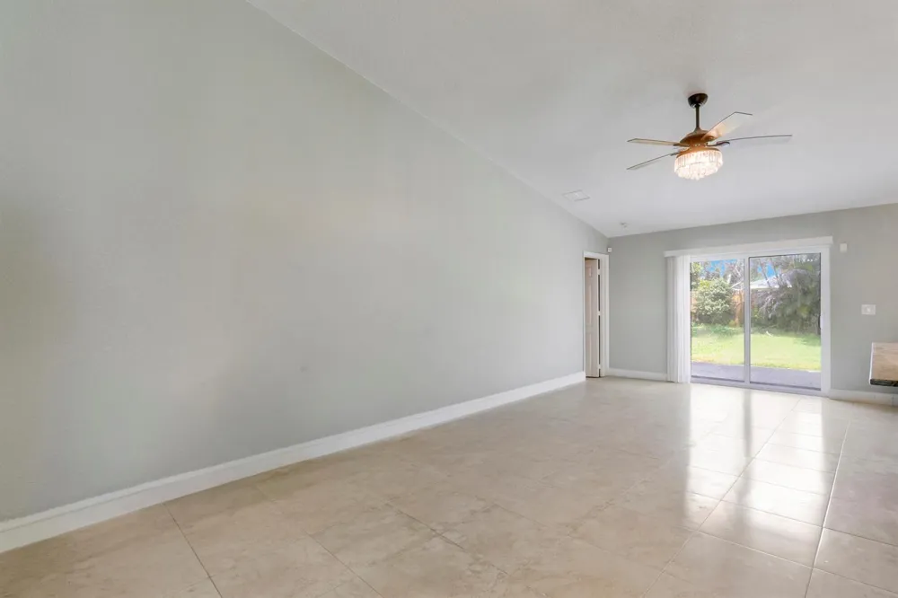 825 SE Cavern Avenue Port St. Lucie, FL 34983