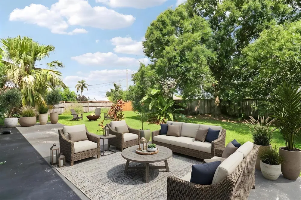 825 SE Cavern Avenue Port St. Lucie, FL 34983