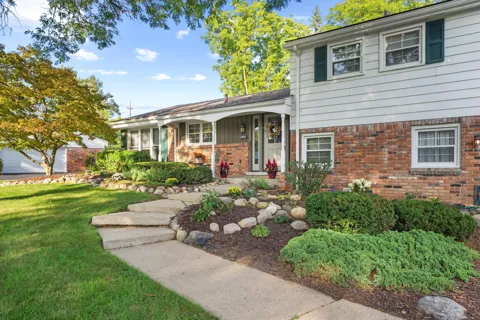 26182 Kiltartan Street