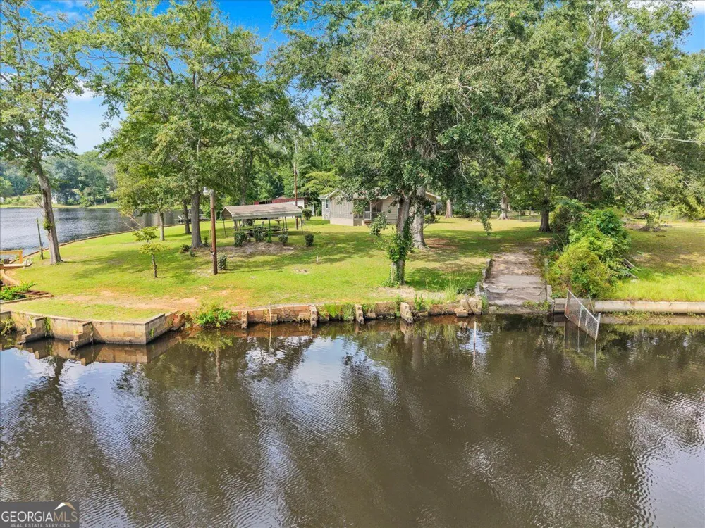 104 Sioux CIR Ivey, GA 31031