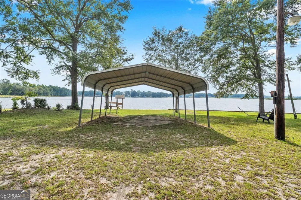 104 Sioux CIR Ivey, GA 31031
