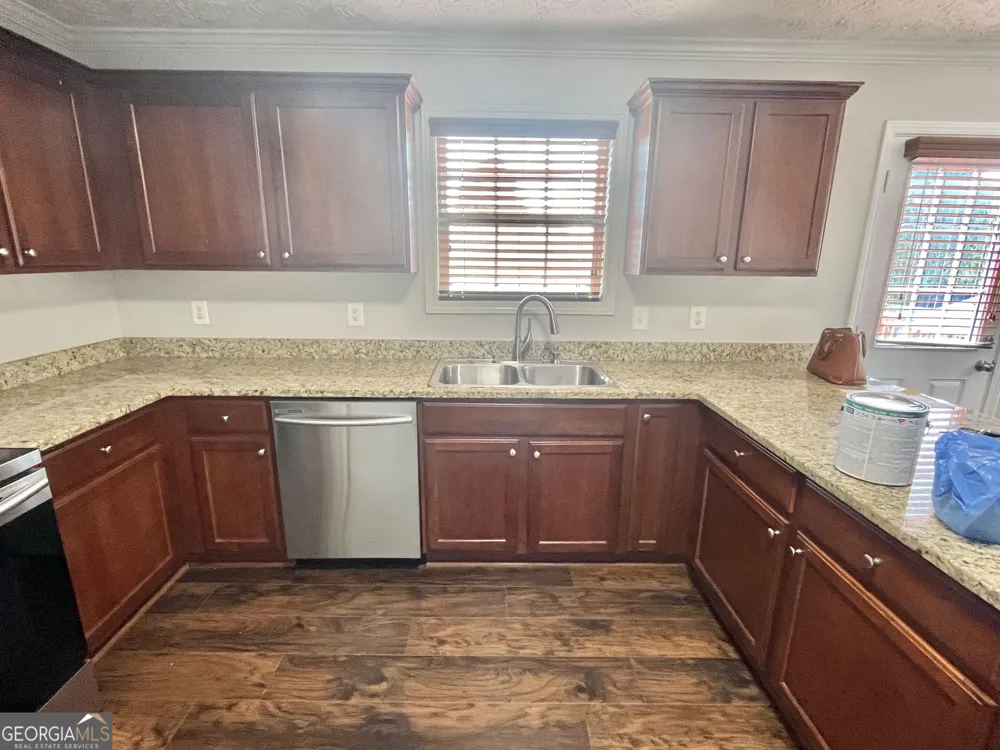 1154 Folkstone DR McDonough, GA 30253