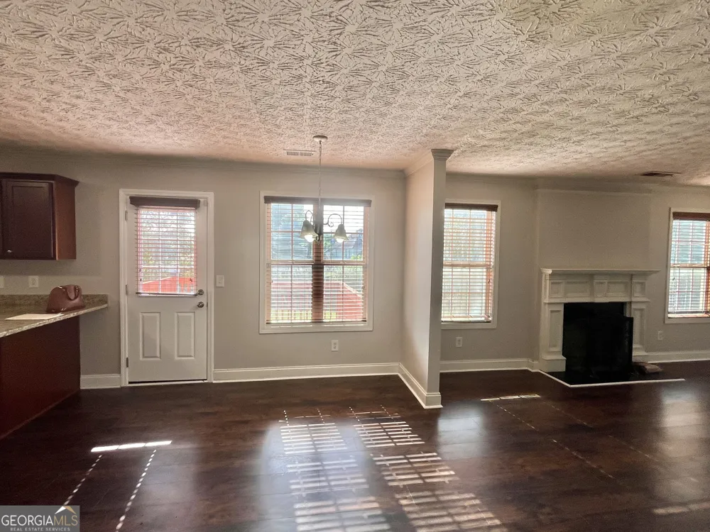 1154 Folkstone DR McDonough, GA 30253
