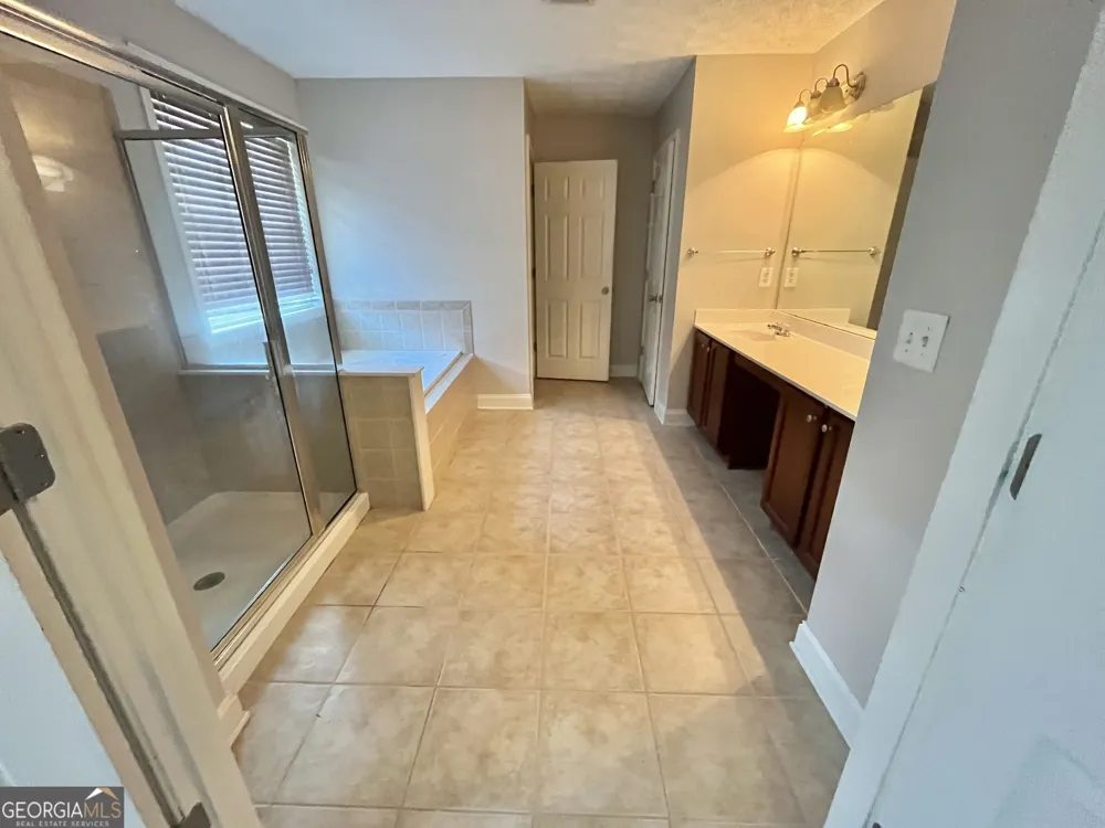 1154 Folkstone DR McDonough, GA 30253
