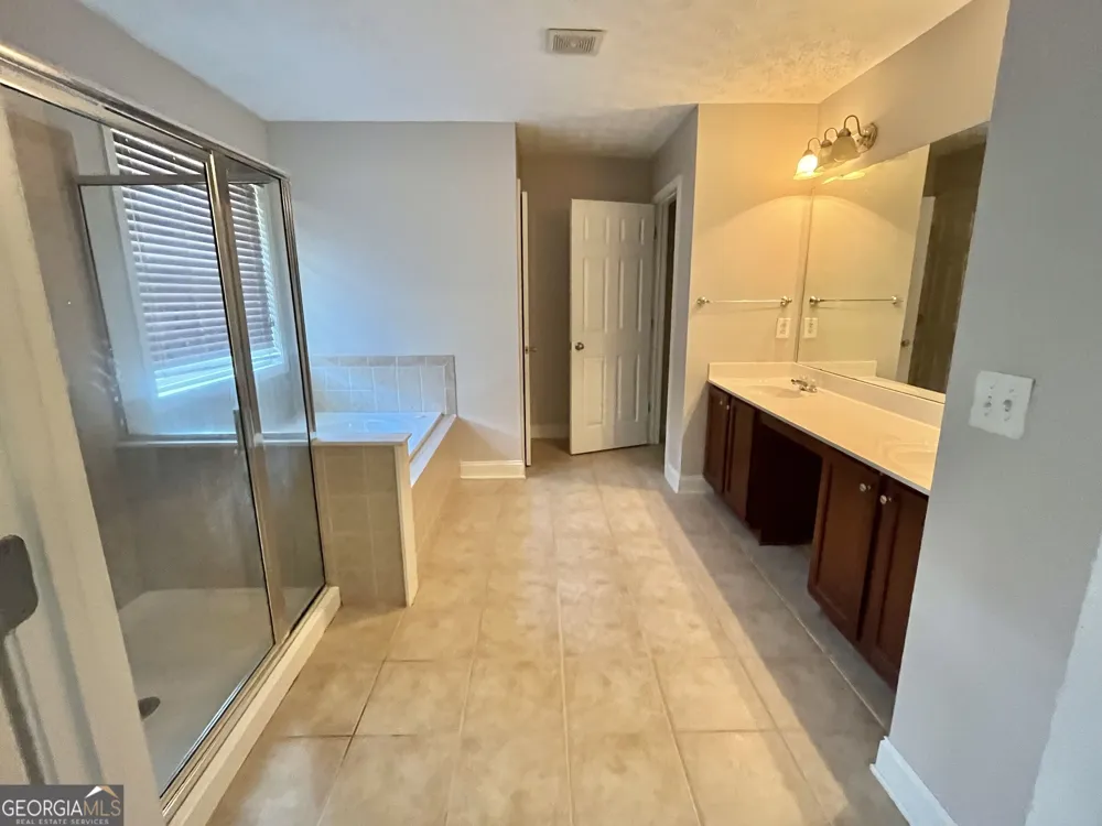 1154 Folkstone DR McDonough, GA 30253